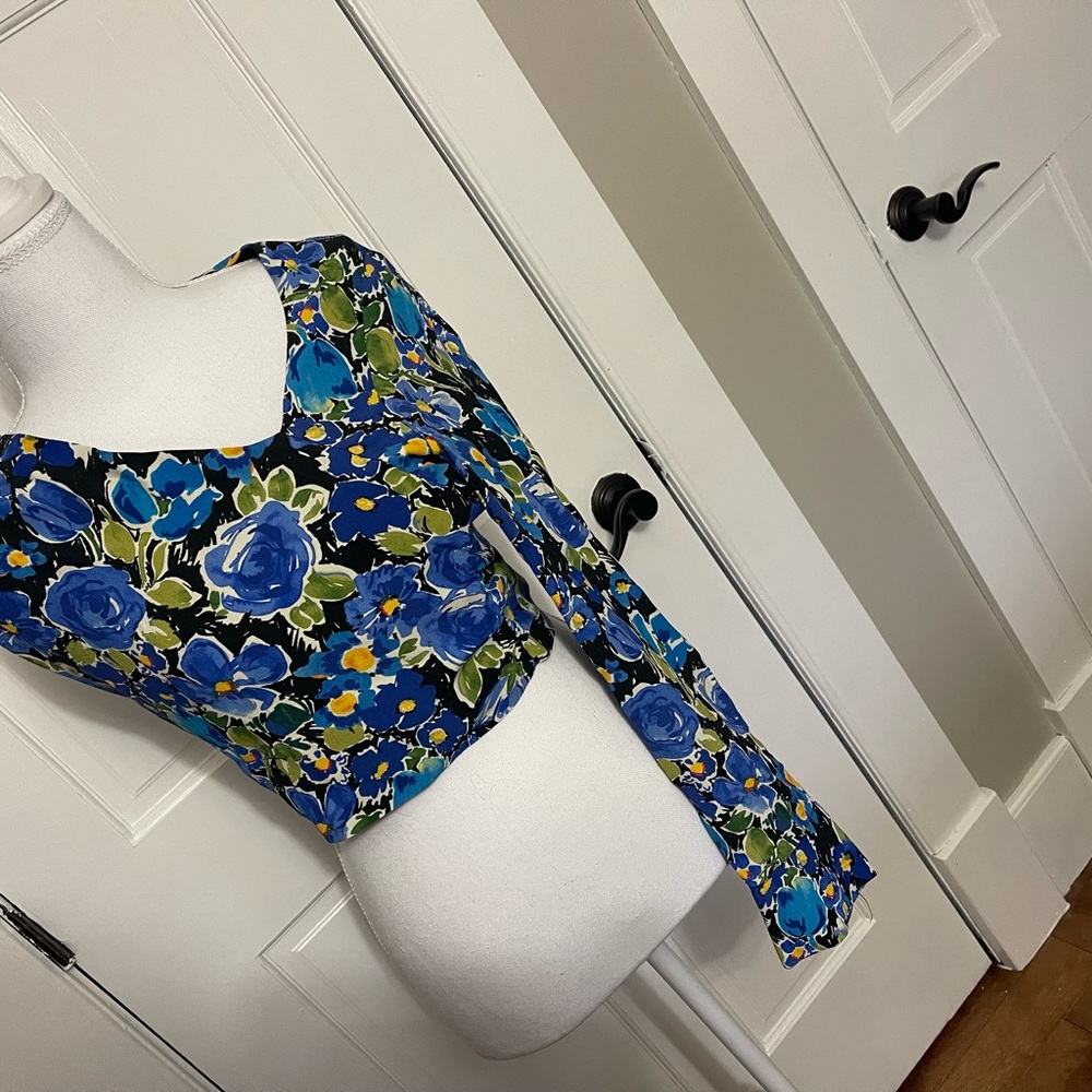NWT Zara one sleeve top …Smoke free home